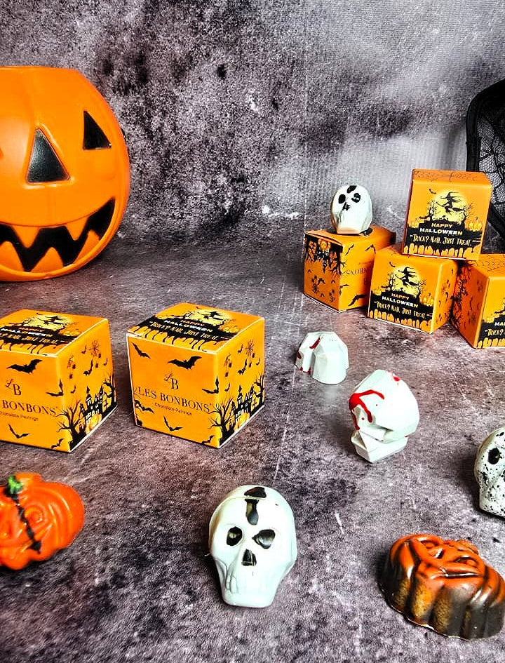 1pc x 50 Spooky Halloween Treats - Chocolate Bonbons - 1pc Bonbon Boxes