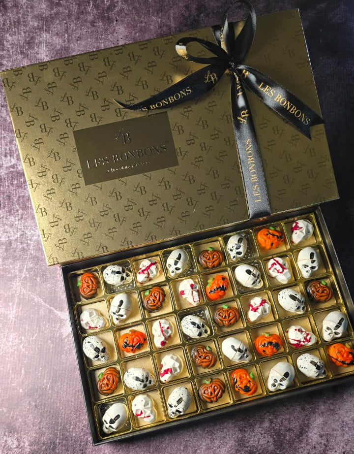 ASSORTED HALLOWEEN CHOCOLATE LARGE GIFT BOX 40PC